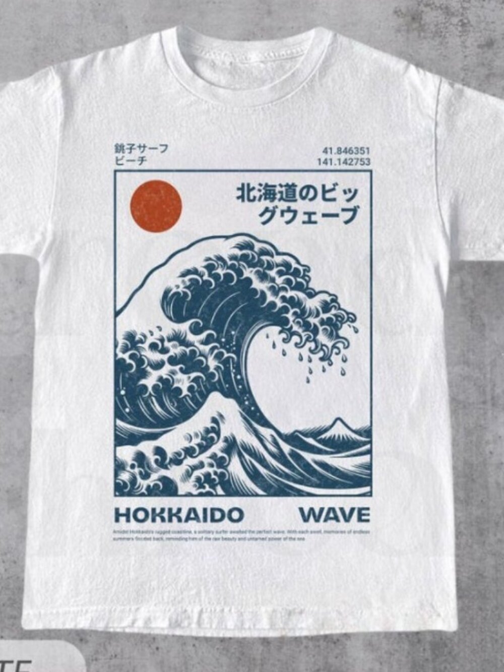 Wave Shirt, Retro Surf T-Shirt, Great Wave Graphic Tee